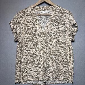 GAP Leopard Print V-Neck Blouse Size‎ S Animal Print Y2K Soft Grunge Casual Chic